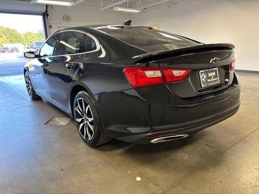 2022 Chevrolet Malibu FWD RS