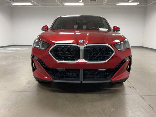 2025 BMW X2 xDrive28i