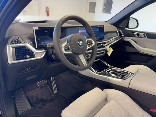 2026 BMW X5 sDrive40i
