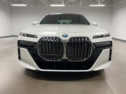 2024 BMW i7 xDrive60