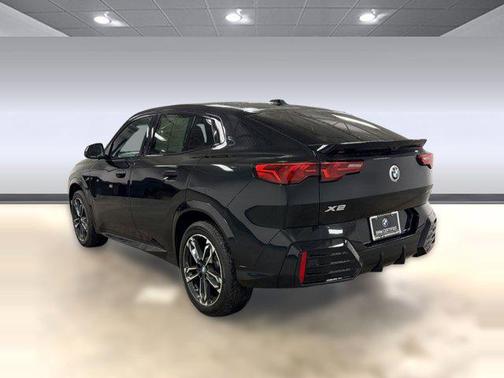 2025 BMW X2 xDrive28i
