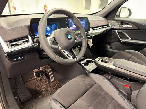 Space Silver Metallic 2026 BMW X1 xDrive28i