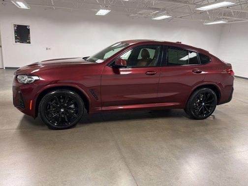 Piemont Red 2022 BMW X4 xDrive30i