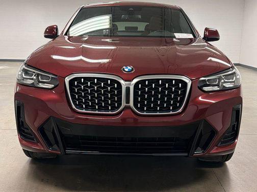 Piemont Red 2022 BMW X4 xDrive30i