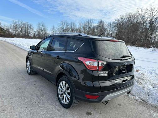 White Platinum Metallic Tri-Coat 2017 Ford Escape Titanium