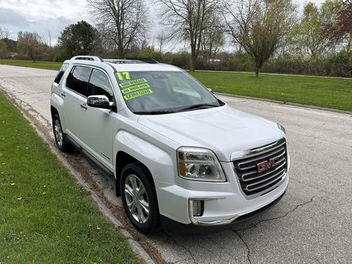 White 2017 GMC Terrain SLT