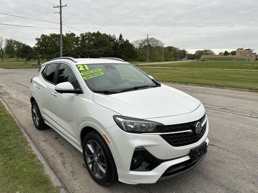 White Frost Tricoat 2021 Buick Encore GX Select