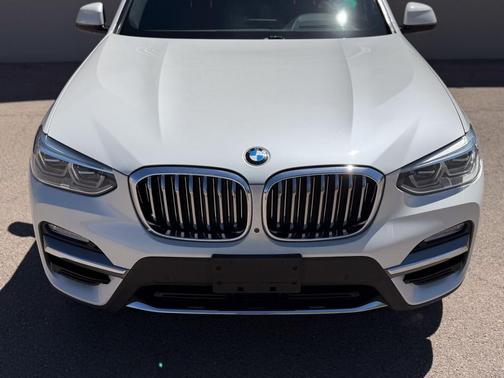 Mineral White Metallic 2019 BMW X3 sDrive30i
