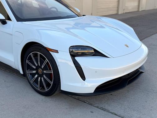 2020 Porsche Taycan 4S