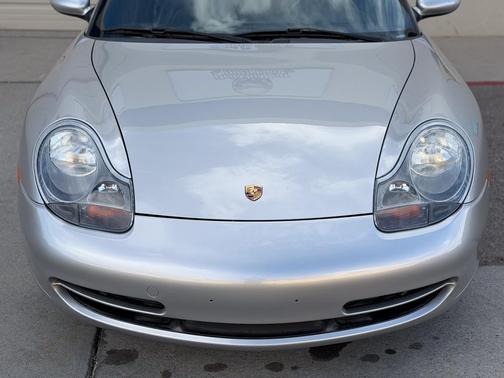 2000 Porsche 911 Carrera