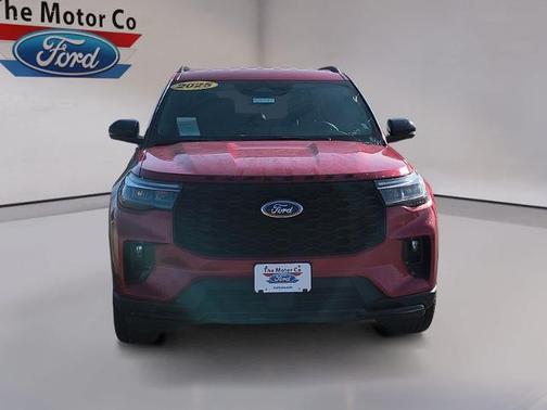 RAPID RED MET TINTED CC 2025 Ford Explorer ST-LINE