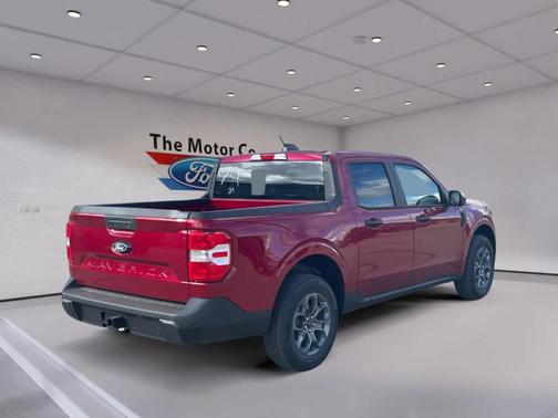 Ruby Red Metallic Tinted Clearcoat 2025 Ford Maverick XLT