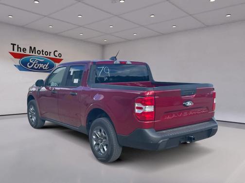 Ruby Red Metallic Tinted Clearcoat 2025 Ford Maverick XLT