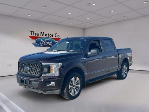 MAGMA RED 2018 Ford F-150 XL