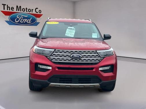 Rapid Red Metallic Tinted Clearcoat 2022 Ford Explorer Limited