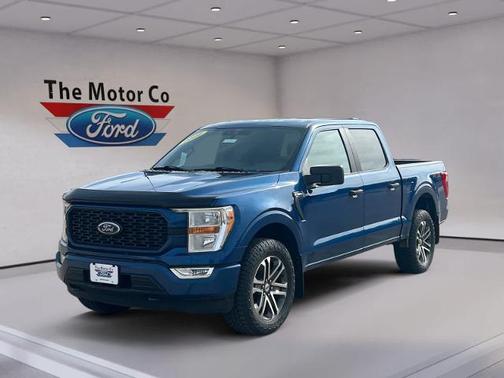 ATLAS BLUE METALLIC 2022 Ford F-150 XL
