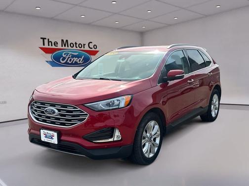 2020 Ford Edge Titanium
