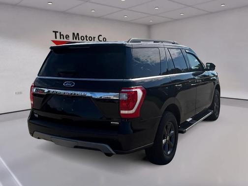 Agate Black 2020 Ford Expedition XLT
