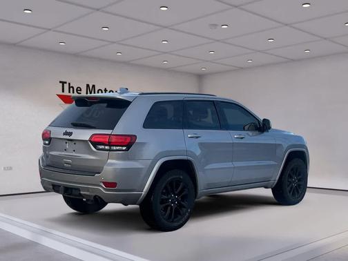 2021 Jeep Grand Cherokee Laredo