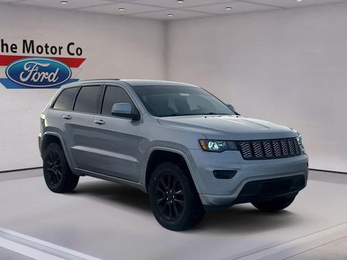 2021 Jeep Grand Cherokee Laredo