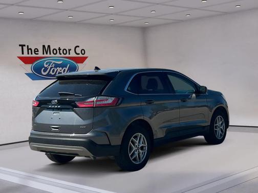 Carbonized Gray 2024 Ford Edge SEL