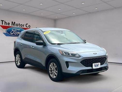 Ice Blue 2022 Ford Escape SE