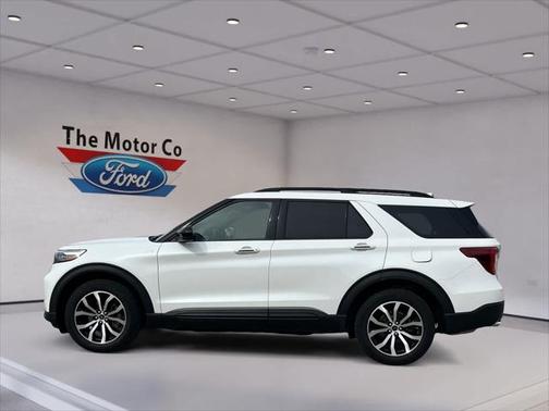 2023 Ford Explorer ST-Line