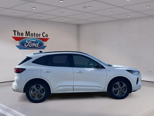 Star White 2023 Ford Escape ST-Line