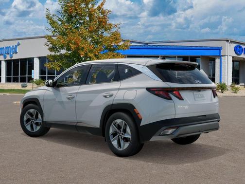 2026 Hyundai TUCSON Hybrid SEL