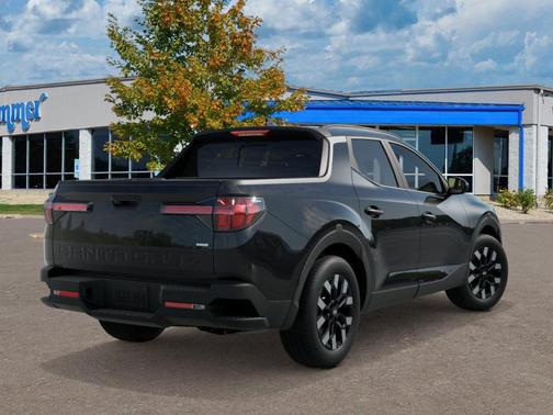 Phantom Black 2026 Hyundai SANTA CRUZ SEL Activity