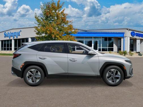 2026 Hyundai TUCSON Hybrid SEL