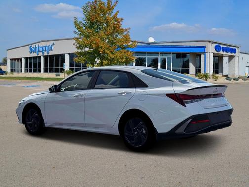 White 2026 Hyundai ELANTRA SEL Sport