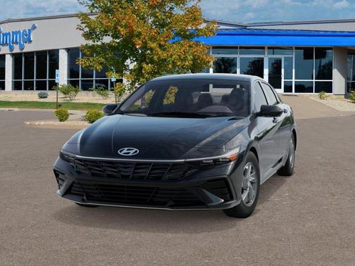 Black 2026 Hyundai ELANTRA SE