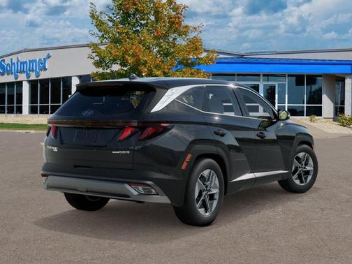 2026 Hyundai TUCSON Hybrid SEL