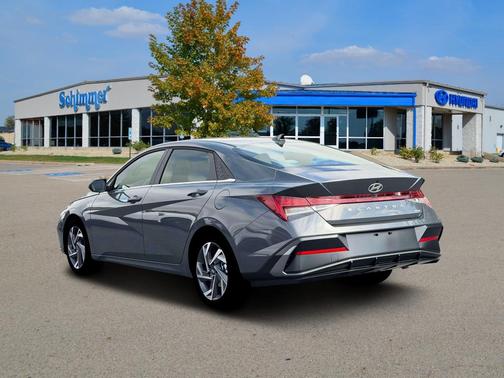 2026 Hyundai ELANTRA HEV Limited