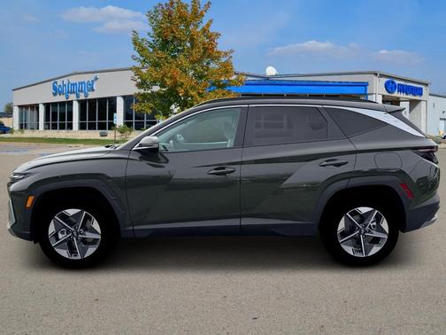 Green 2026 Hyundai TUCSON SEL Premium