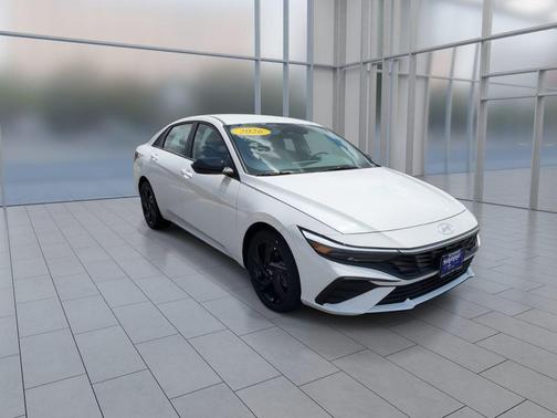 Serenity White Pearl 2026 Hyundai ELANTRA SEL Sport