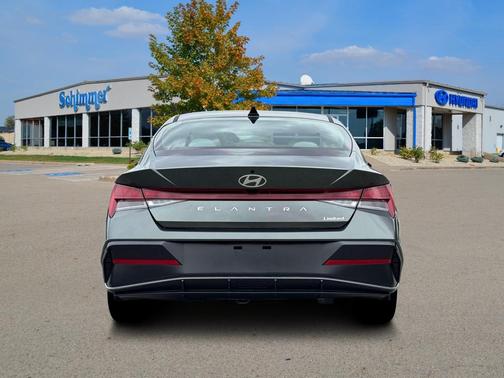 Amazon Gray 2026 Hyundai ELANTRA Limited