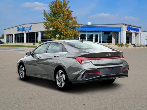 Amazon Gray 2026 Hyundai ELANTRA Limited