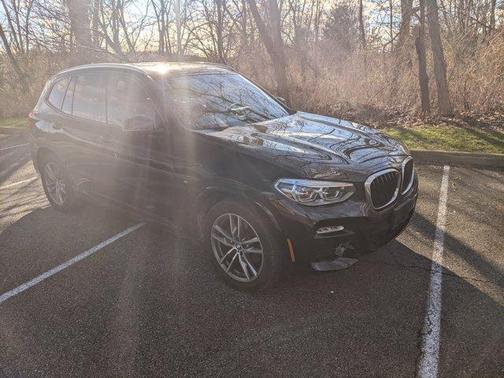 Photo 3 of 23 of 2019 BMW X3 xDrive30i