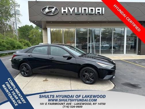 Black 2023 Hyundai ELANTRA SEL