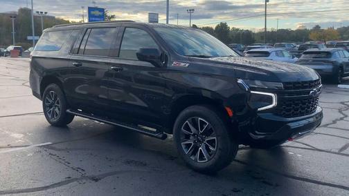 2023 Chevrolet Suburban 4WD Z71