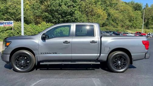 2019 Nissan Titan SV