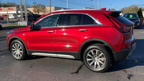 2021 Cadillac XT4 Premium Luxury