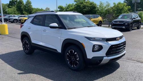 Summit White 2023 Chevrolet Trailblazer LT