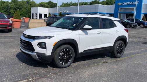 Summit White 2023 Chevrolet Trailblazer LT