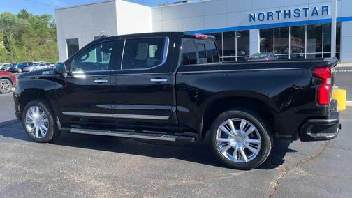 Black 2023 Chevrolet Silverado 1500 High Country
