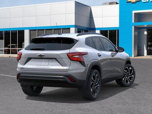Sterling Gray Metallic 2026 Chevrolet Trax FWD 2RS