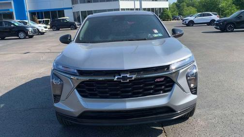 Sterling Gray Metallic 2025 Chevrolet Trax FWD 1RS