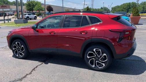 Crimson Metallic 2024 Chevrolet Trax FWD 2RS